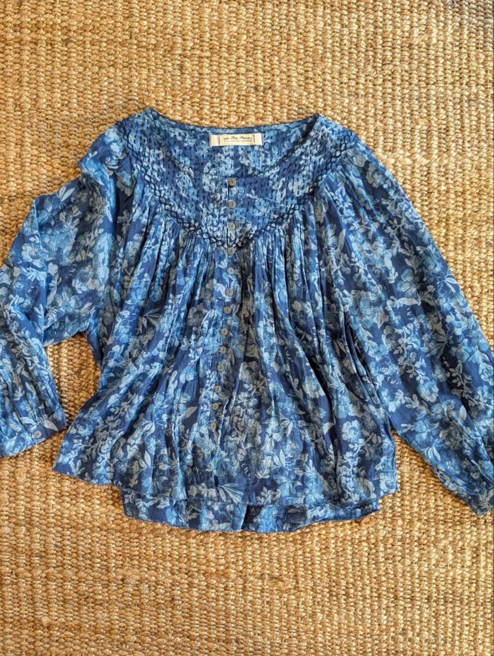 We The Free Navy Blue Floral Flowy Button-Front Peasant Top, Size Small - Picture 4 of 6